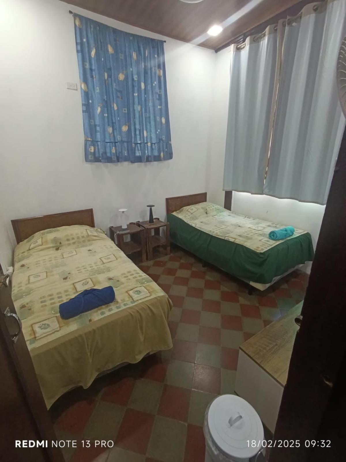 Casa Vieja Guest House Santa Ana Exterior photo